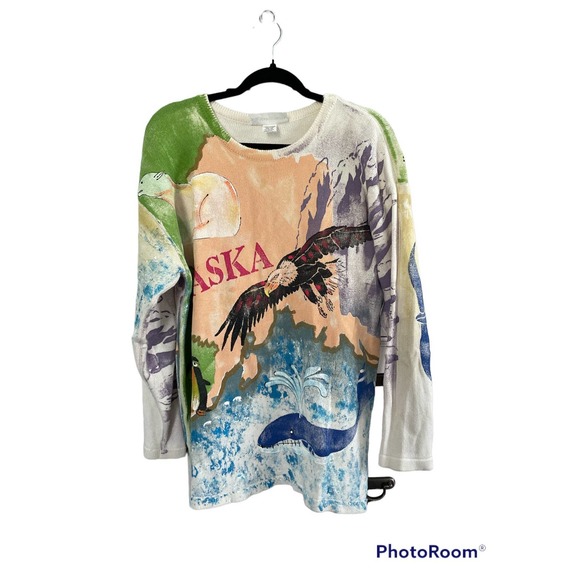 Ladies, vintage MARGUERITA, handpainted Alaska animal graphic sweater - Picture 1 of 7